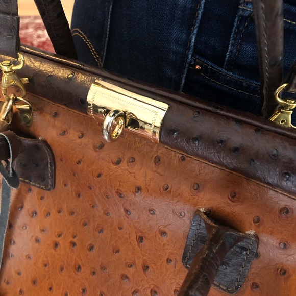 Genuine Italian Leather handbag - Picture 2 of 3